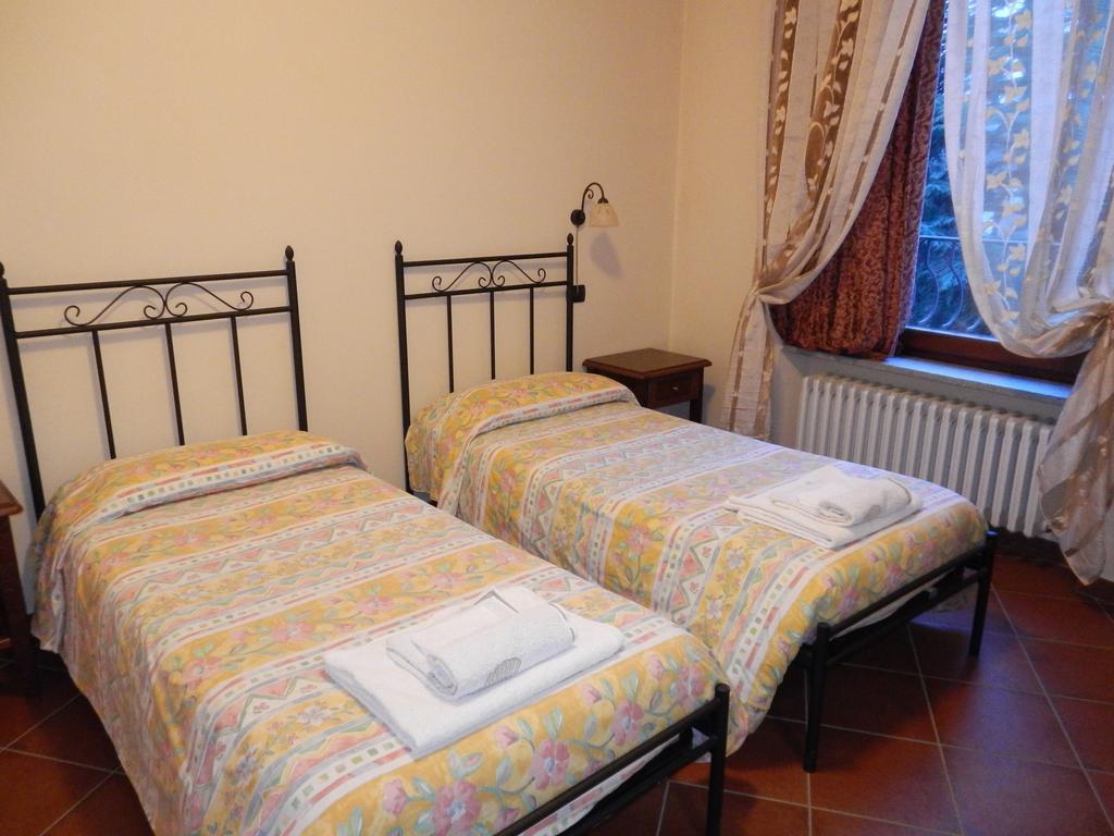 Risthotel Pizzeria Italia Godiasco Стая снимка